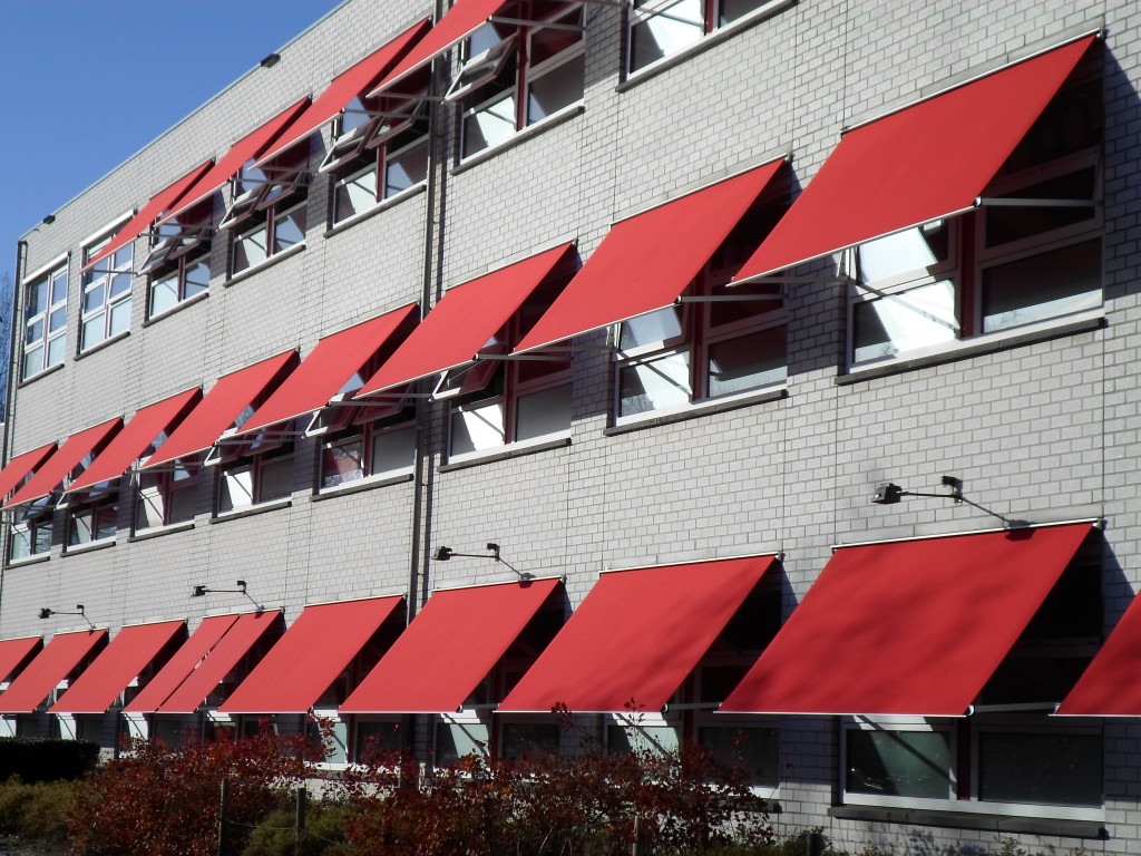 <i> Wartburg College</i><br/><medium>Rotterdam-Zevenkamp</medium>